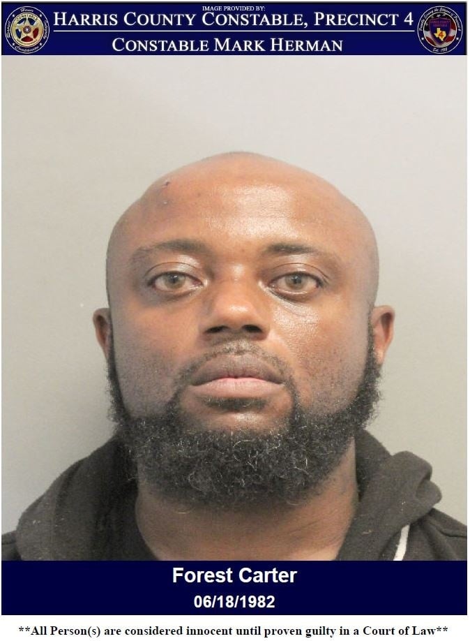 Constables Arrest Shoplifting Suspect for Theft